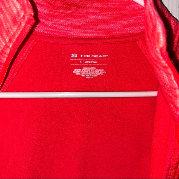 Workout jacket - Picture 2 of 3